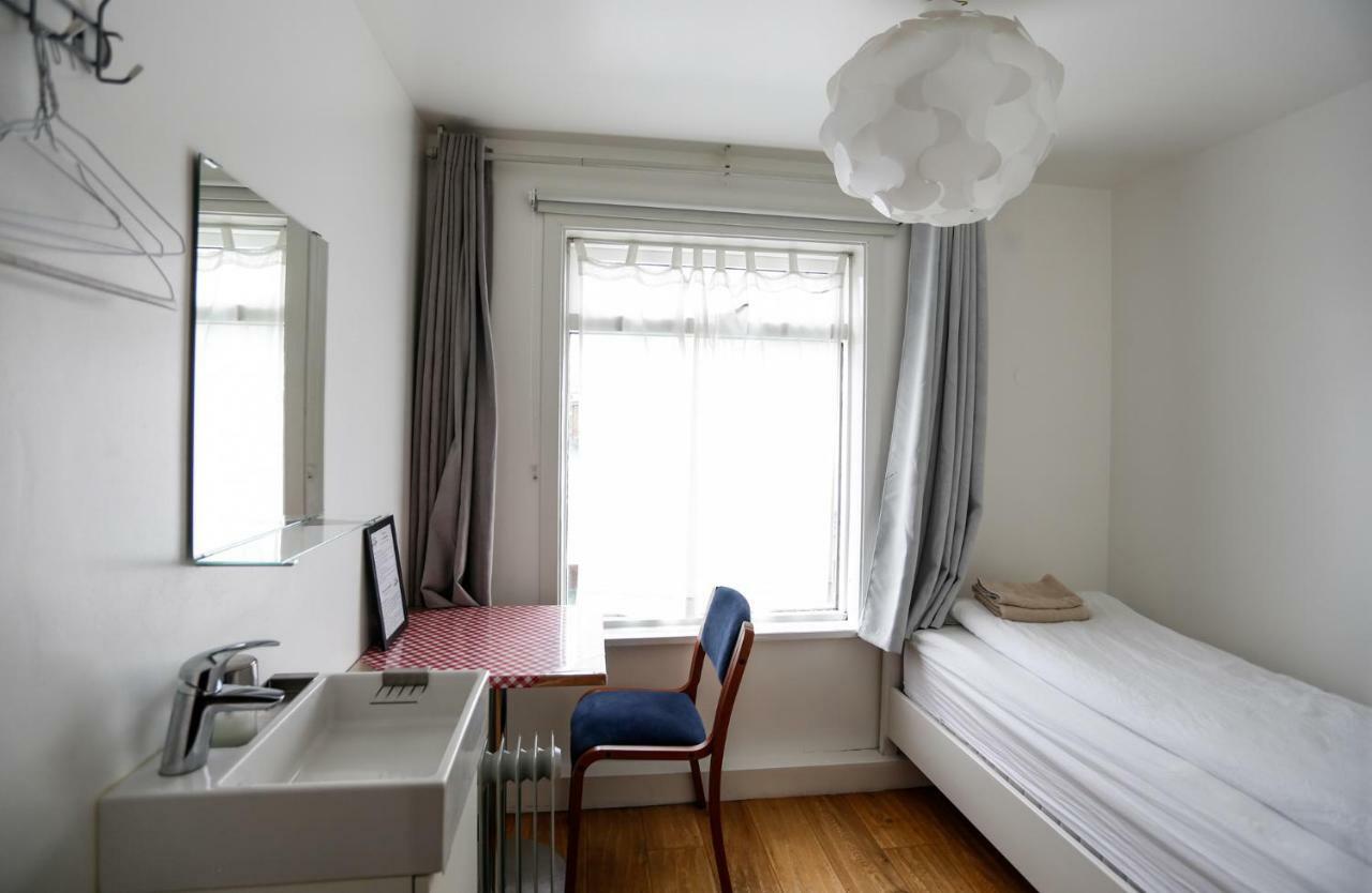 Guesthouse Summerday Reykjavík Esterno foto